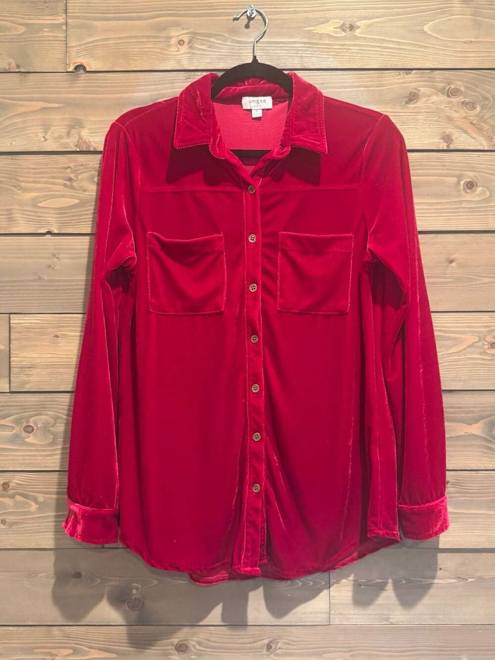Umgee USA Red Velvet Button Down Shirt Size S